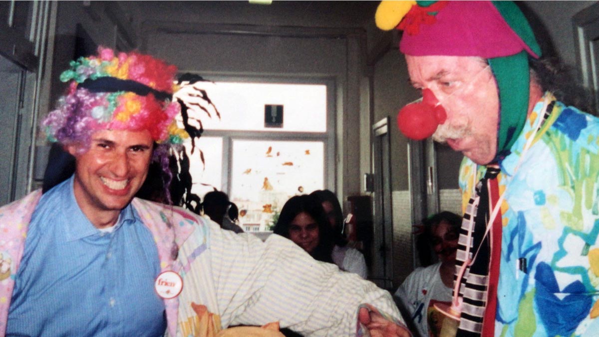 Patch Adams al reparto Pediatria del San Paolo di Savona